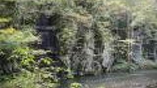 十和田渓谷はU字型