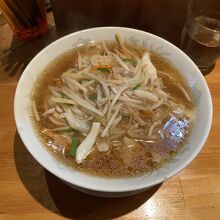 サンマーワンタンメン：1050円