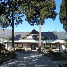 月廻り温泉の建物