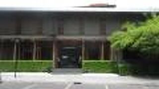 王妃様の写真が飾られていました