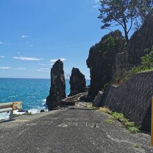 鹿岡の夫婦岩