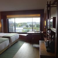 ニジョウルーム