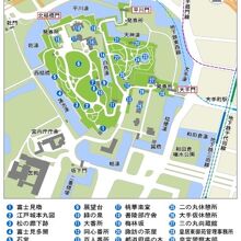 皇居東御苑の中には、見所一杯です。歴史の勉強にもなります。