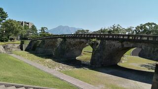 なにげに見どころ多し