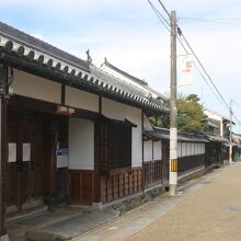 石川医院の門はもとは武家屋敷の門