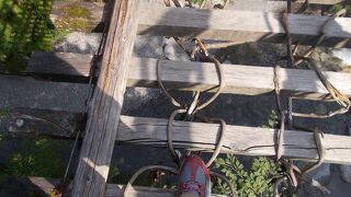 足下のすき間が大きくてスリルがある