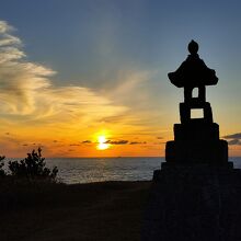 前の春日崎からの夕日