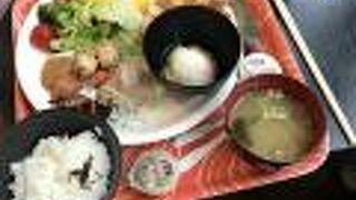 ビュッフェ パロ