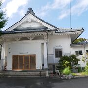 西堀通り沿いのお寺