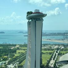 上空からのマリーナベイサンズ