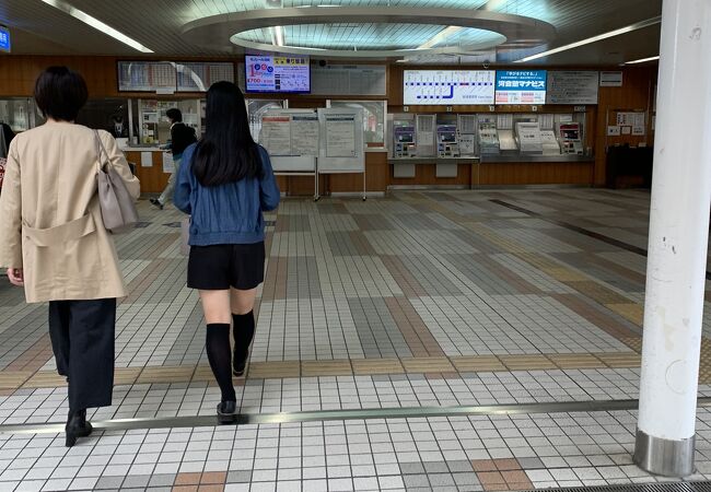 終点とモノレール乗換駅