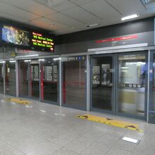 地下鉄９号線で鷺梁津駅到着！