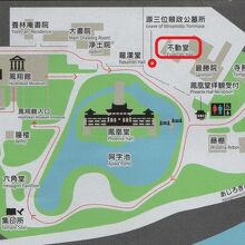 不動堂と墓所。