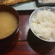 ご飯とみそ汁