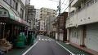 かつては旧中山道の板橋宿の一角です。