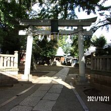 入り口の鳥居です。