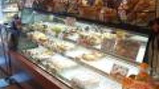 マーケットプレイスにあるケーキ屋さん