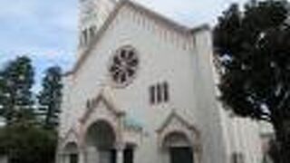 遠くからも見える礼拝堂です