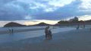 父母ヶ浜海水浴場  夕焼けがなければ、いい絵にならない