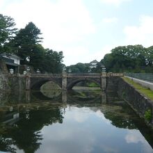 皇居外苑に来る人の最大の目的は、皇居の入口を見ることでしょう