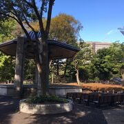 日比谷公園内の野外音楽堂