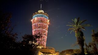 冬季のライトアップされるシーキャンドルがきれい