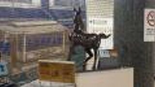 馬喰横山駅の駅構内にあります