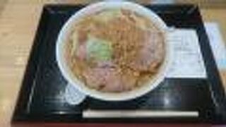 こってりとした煮干出汁スープ