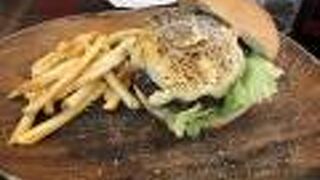 クワトロチーズバーガー‼︎