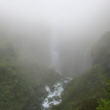 小雨交じりの日の観曝台からの眺め