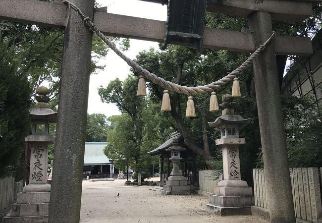 岡町駅からすぐです