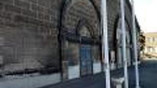 ちょっと外れた場所にあるので観光客の姿はありませんでした。