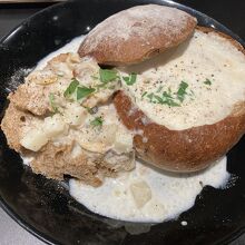 ブレッドボウルスープ