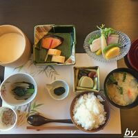 朝食の豆腐はオススメの一品