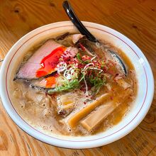 辛いらーめん900円