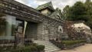 東洋の古美術が中心