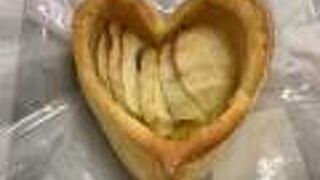 アップルパイの出張販売（赤い林檎）