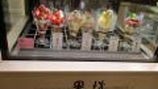 おしゃれなフルーツのデザートがいっぱい