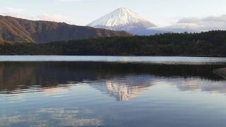 逆さ富士が綺麗でした