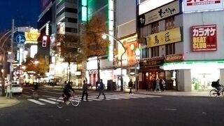 日曜日の夕刻に通り掛かりました。