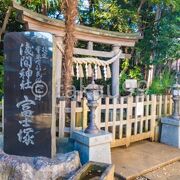 入り口付近には藤塚を示す大きな石碑があって分かりやすくて好印象。