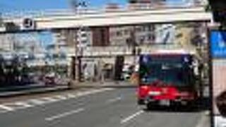 座席が多いやさしい路線バスでした。nimocaエリアなのでsuicaも使えます