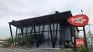 南国の雰囲気が漂う店舗