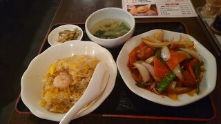 本場の雰囲気と味が楽しめる香港屋台