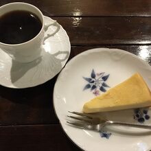 コーヒーとチーズケーキ