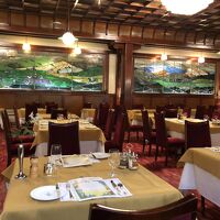 メインダイニングルーム