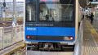 埼玉県と千葉県の橋渡しをしている路線