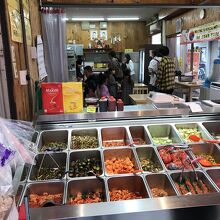 ランチバイキングのできる店「豊年」