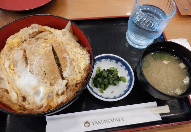 黒豚かつ丼