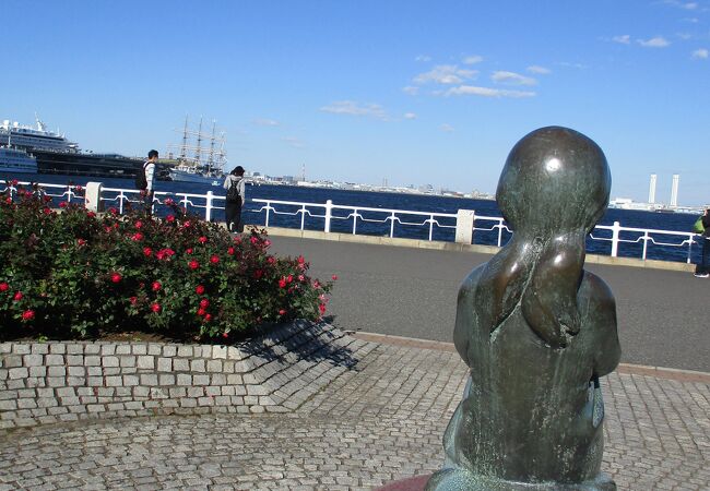 赤い靴はいてた女の子像 山下公園 クチコミ アクセス 営業時間 横浜 フォートラベル